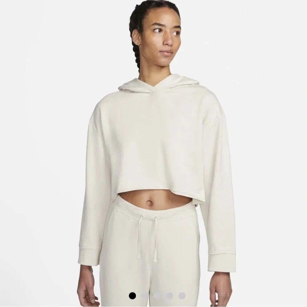 NIKE YOGA tan pullover cropped soft hoodie size small